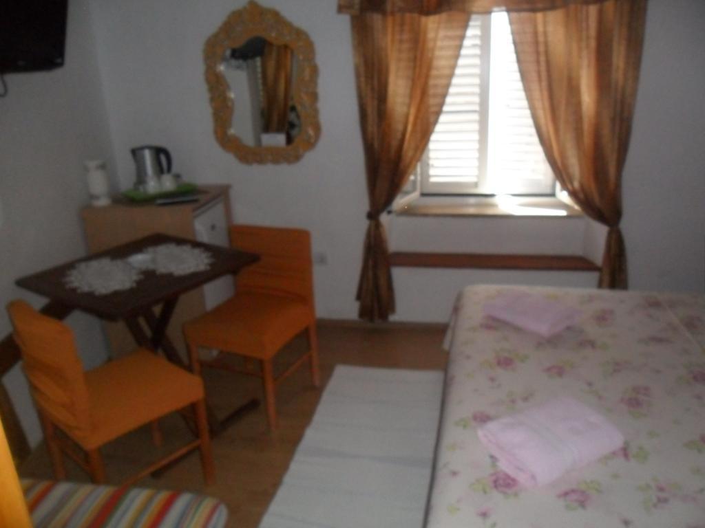 Guest House Leon Korcula Town Exterior foto